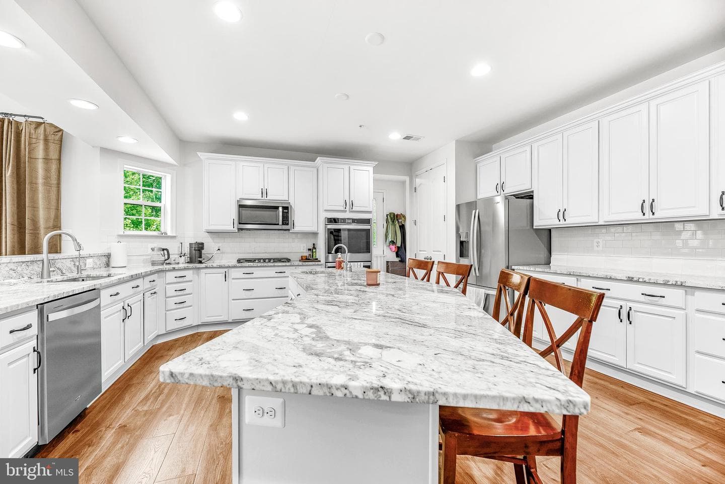 4485 Bristol Drive photo 6