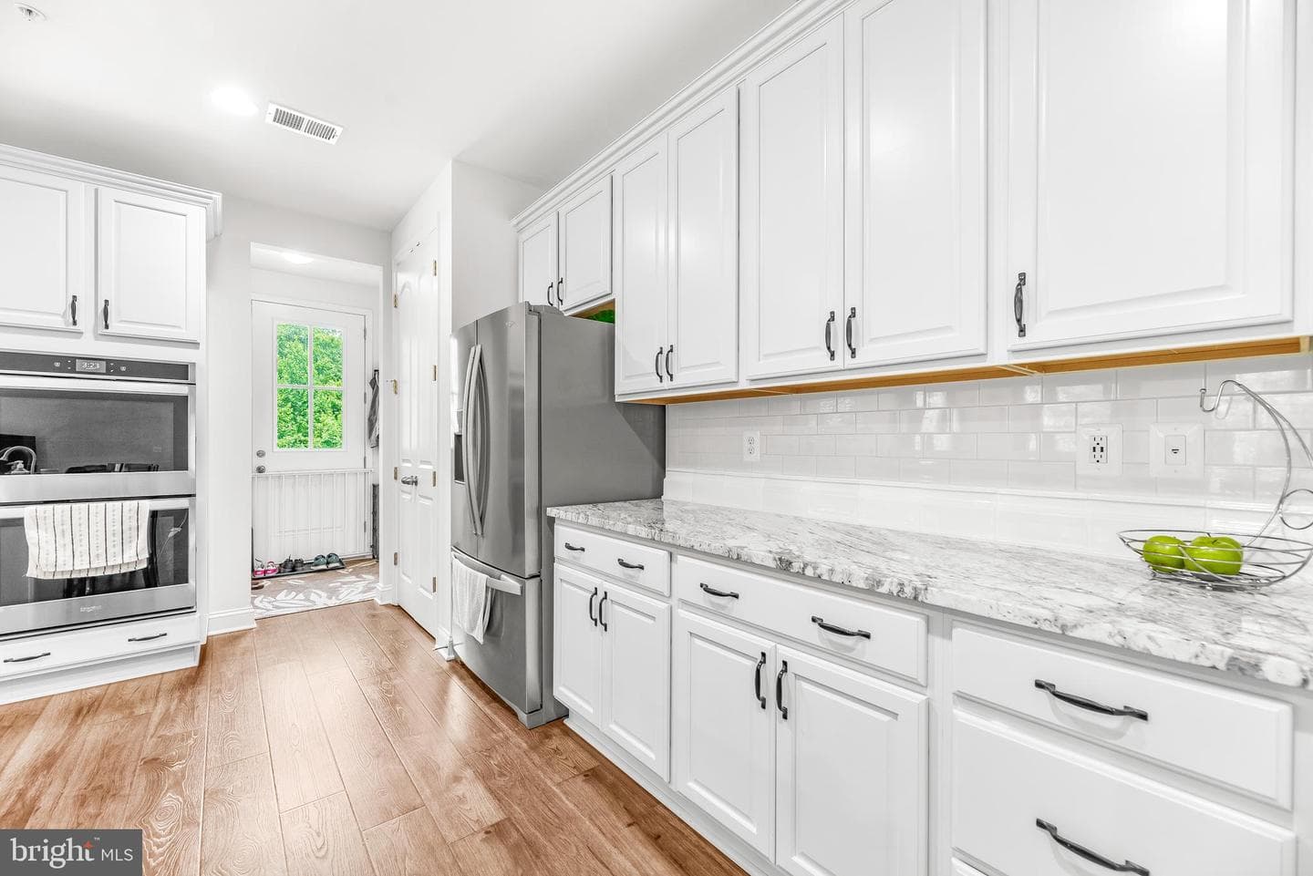4485 Bristol Drive photo 7