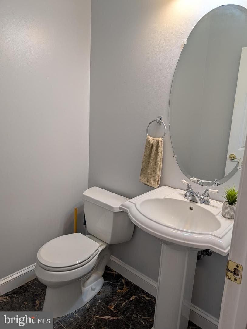 2440 Abigail Court photo 28