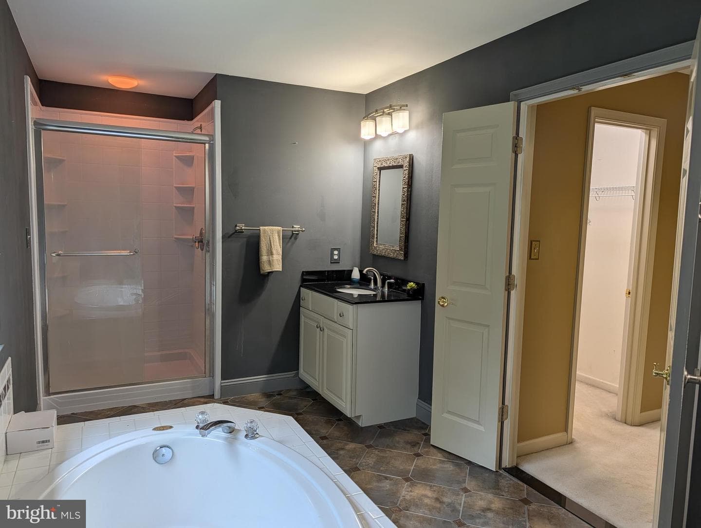 2440 Abigail Court photo 33