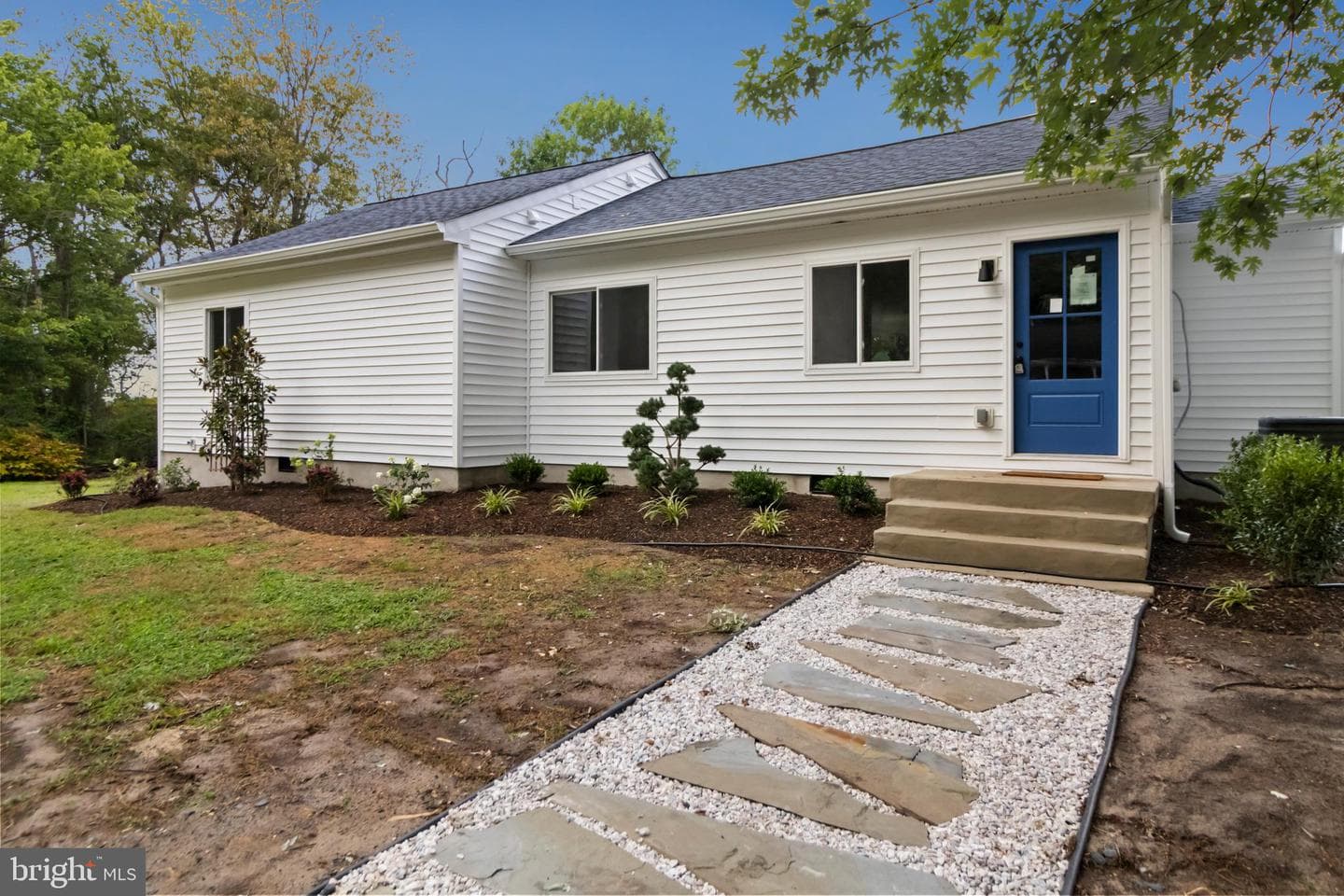 333 Bay Avenue photo 8