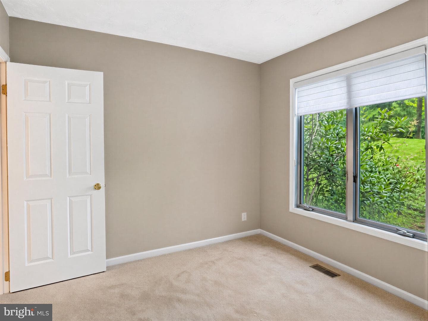 470 Chippingwood Drive photo 38