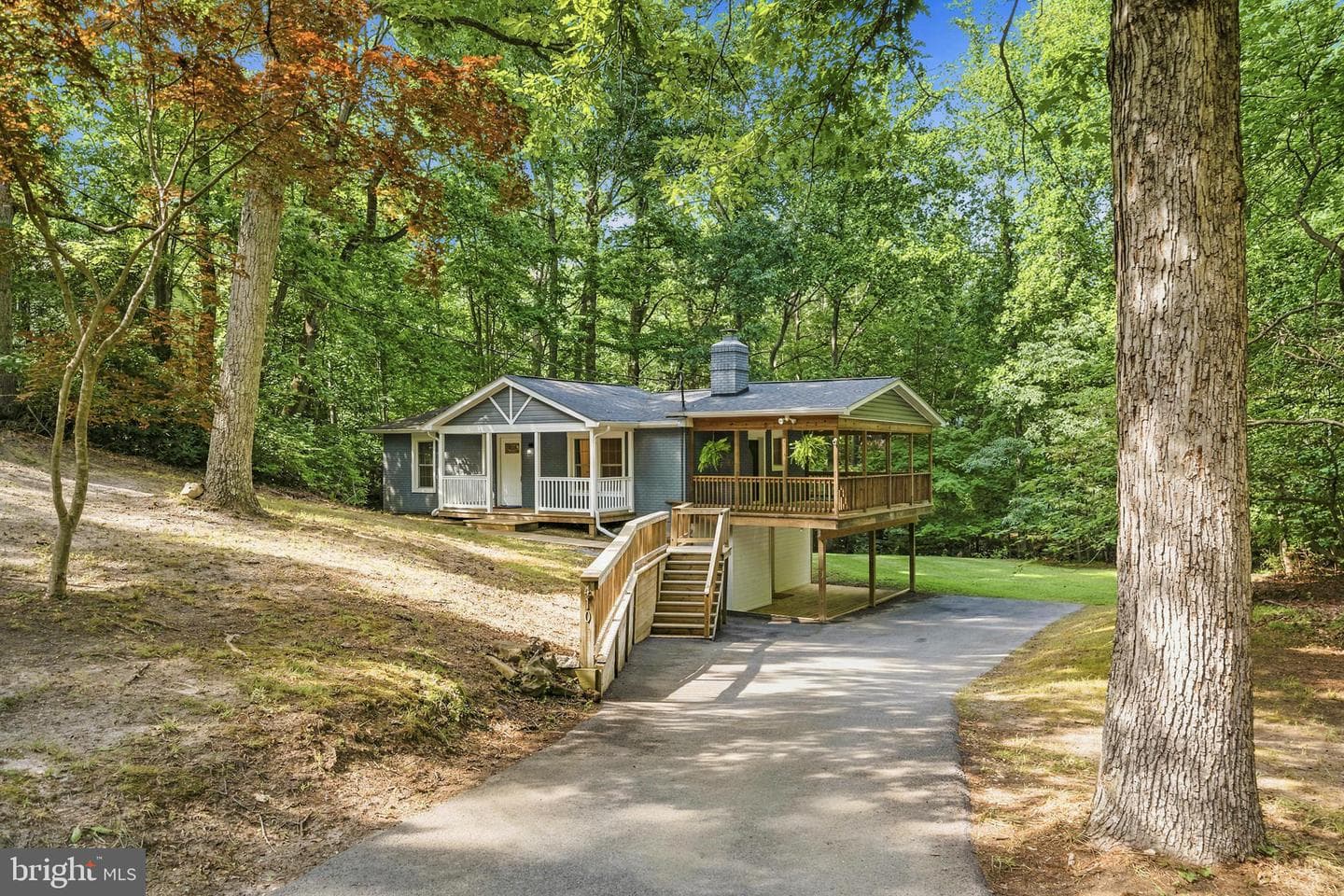 410 Hawthorne Court, Lusby