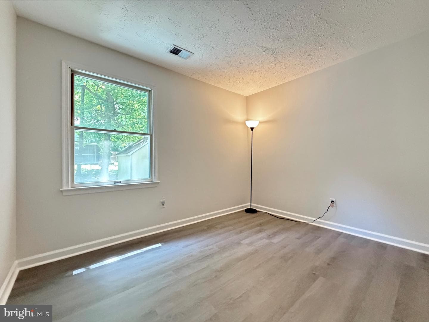 12444 Hisperia Road photo 28