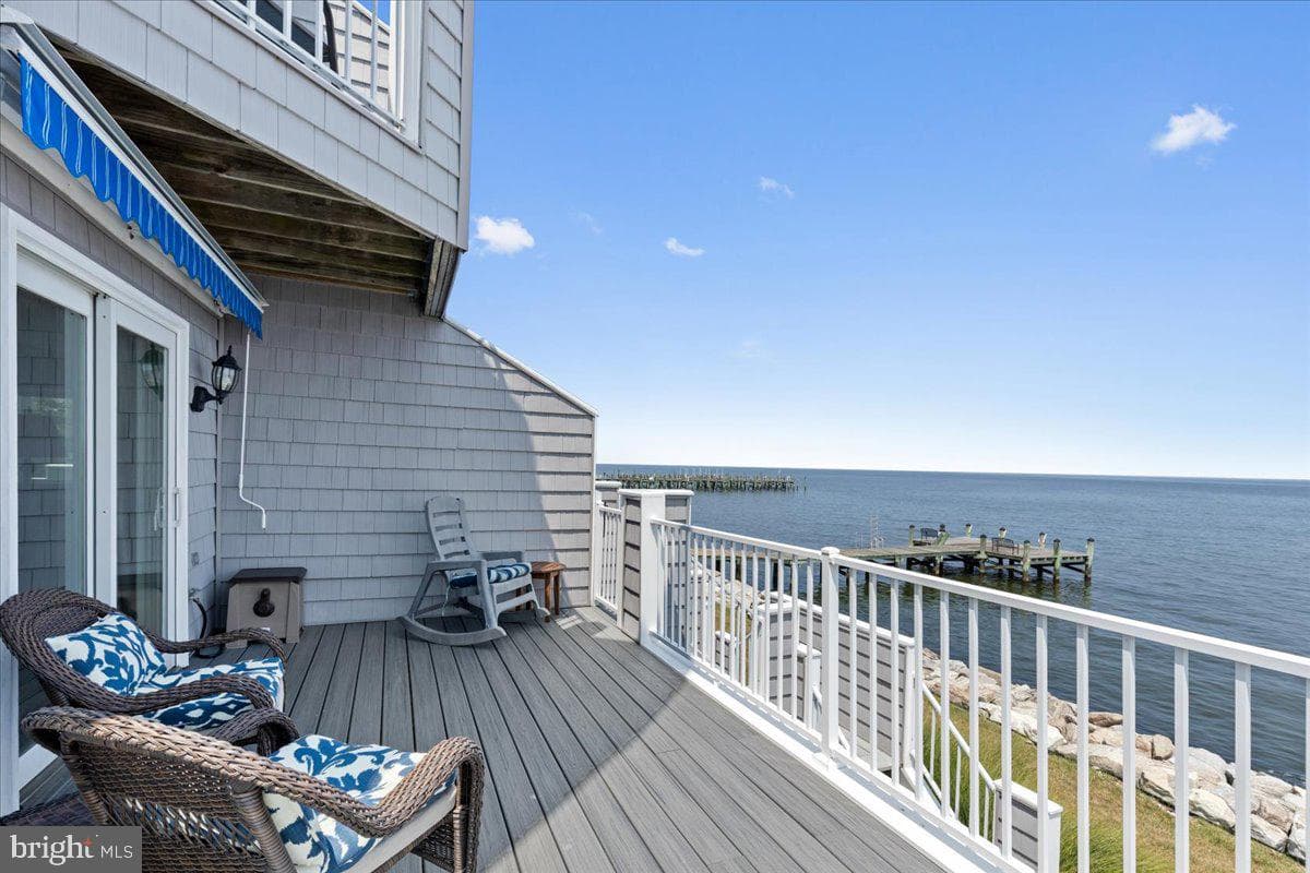 8337 Bay Crest Court photo 26