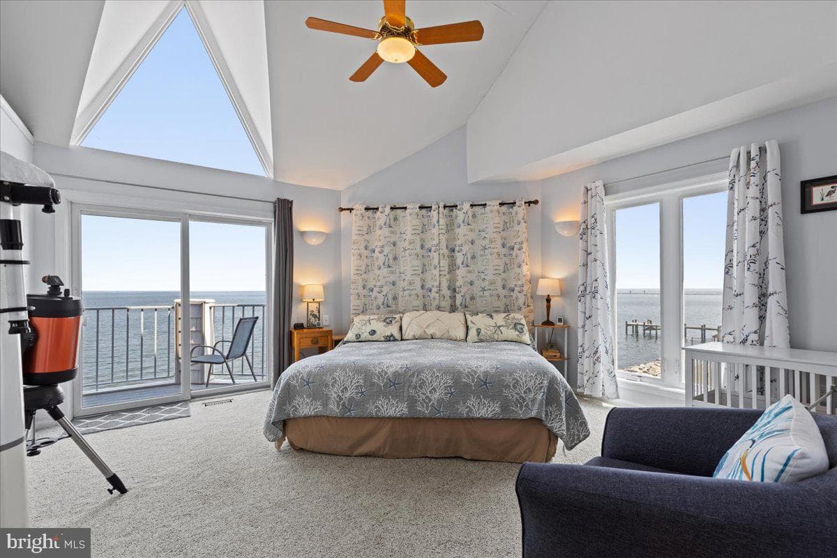 8337 Bay Crest Court photo 29