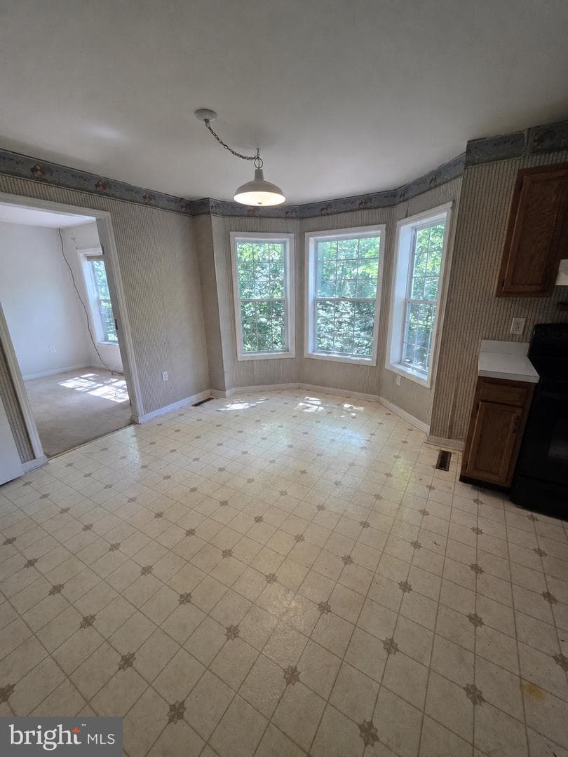 685 Hickok Trail photo 3