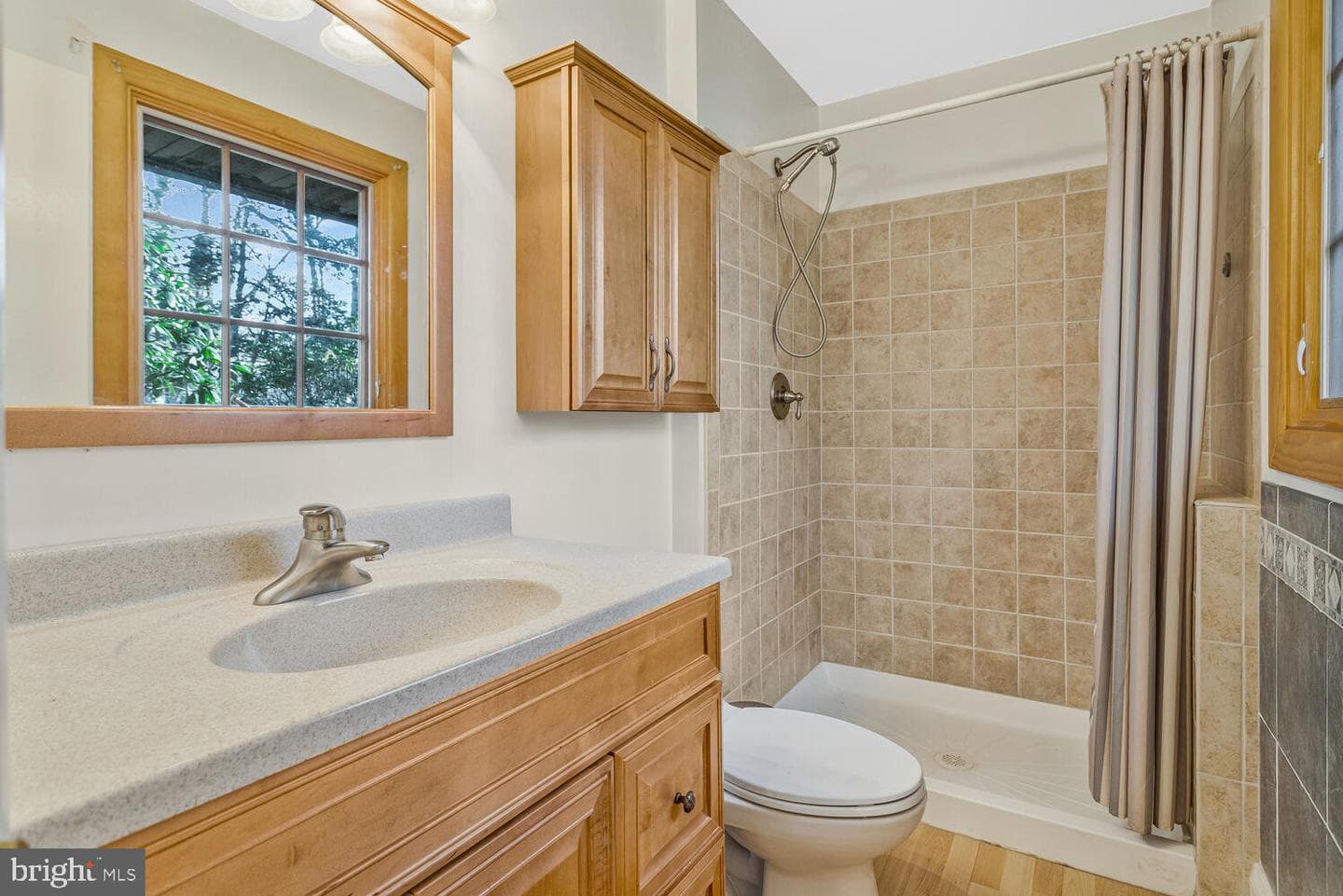 111 Autumn Court photo 22