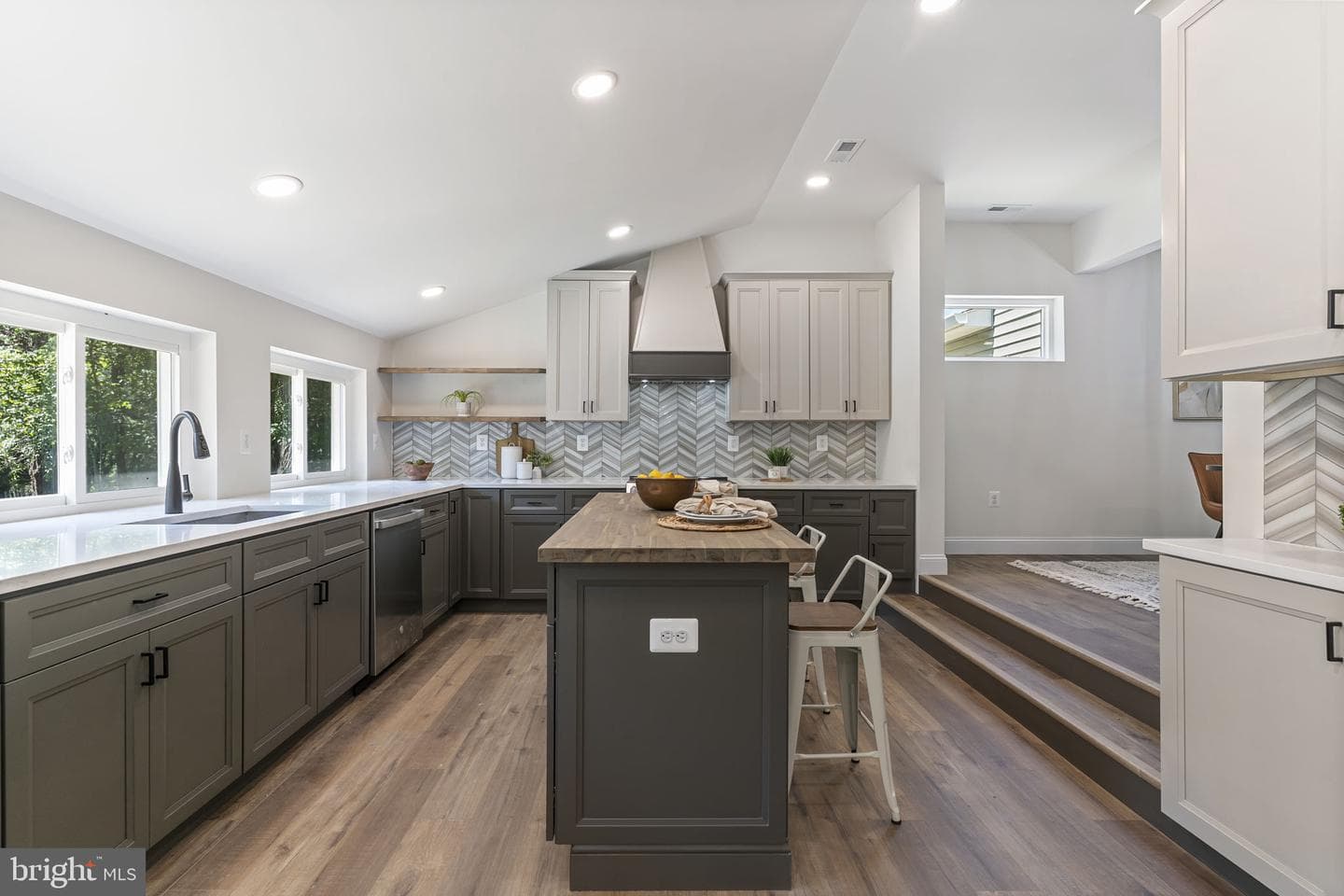 4735 Paul Hance Road photo 17