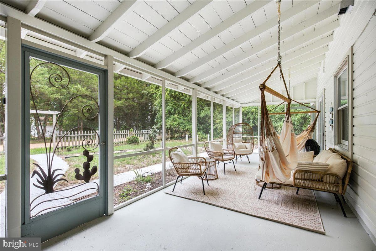 3015 Lighthouse Boulevard, Lusby