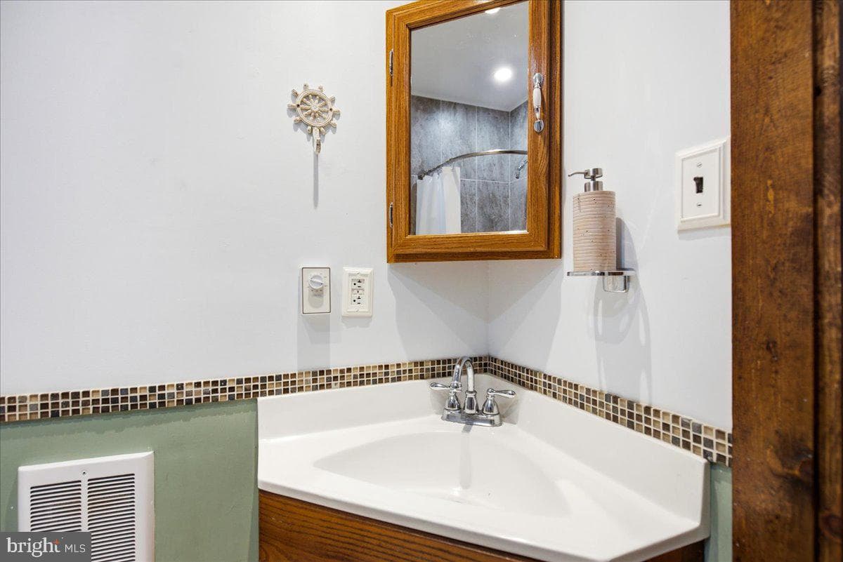 3015 Lighthouse Boulevard photo 34