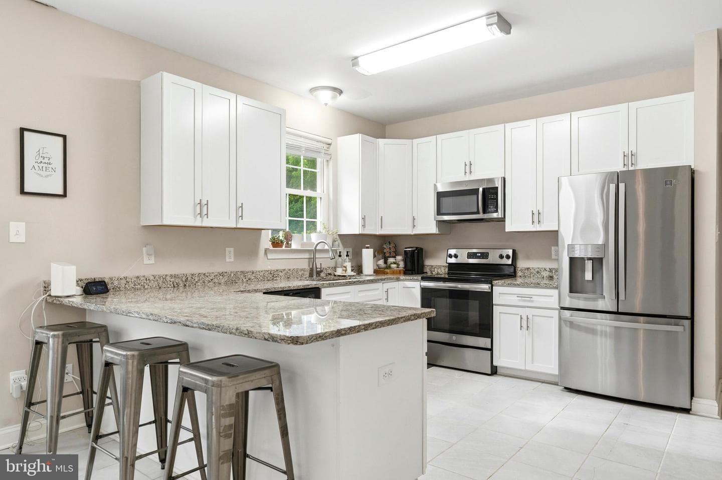 5335 Majesty Lane photo 12