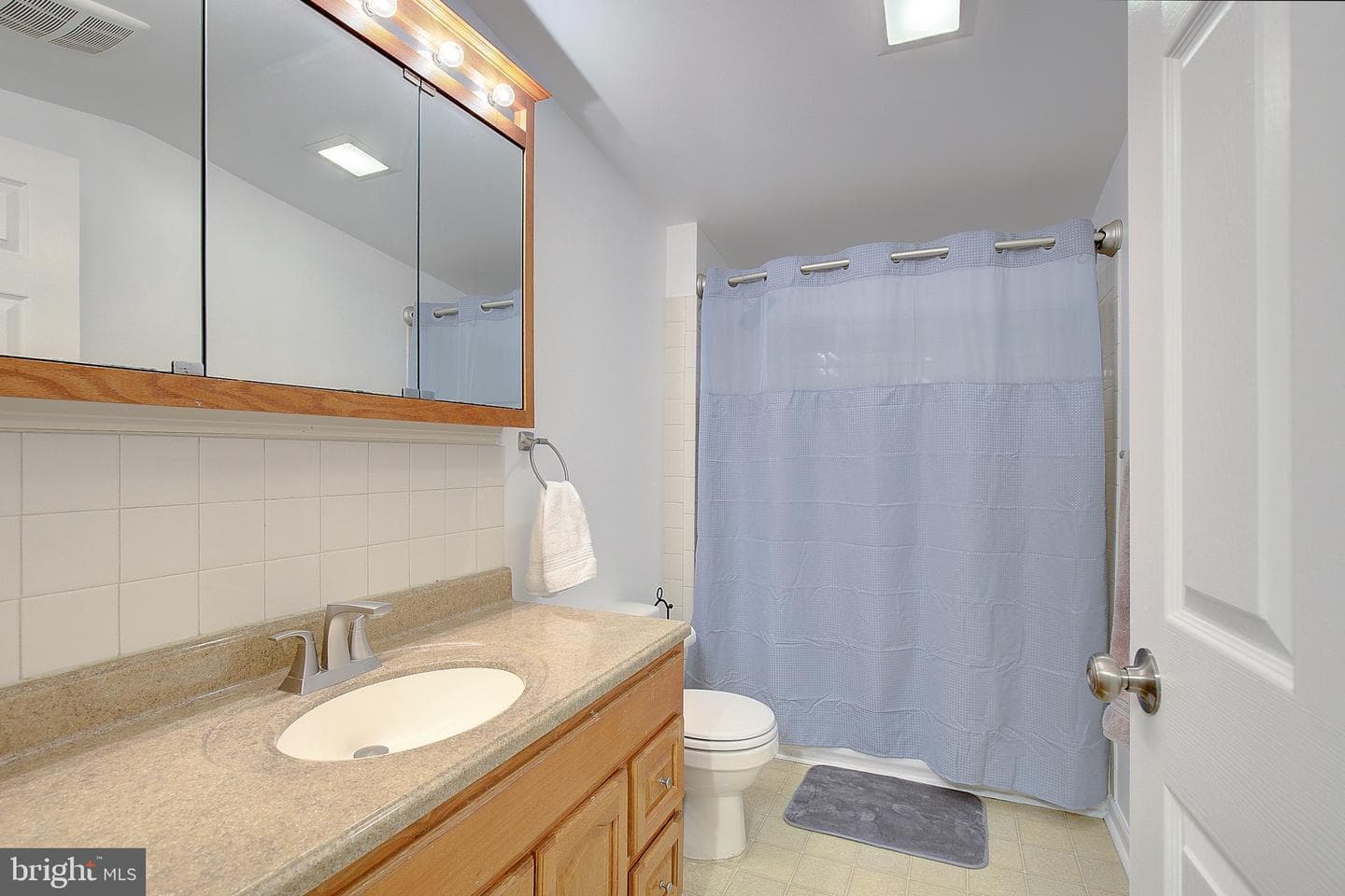 4305 Cassell Boulevard photo 25