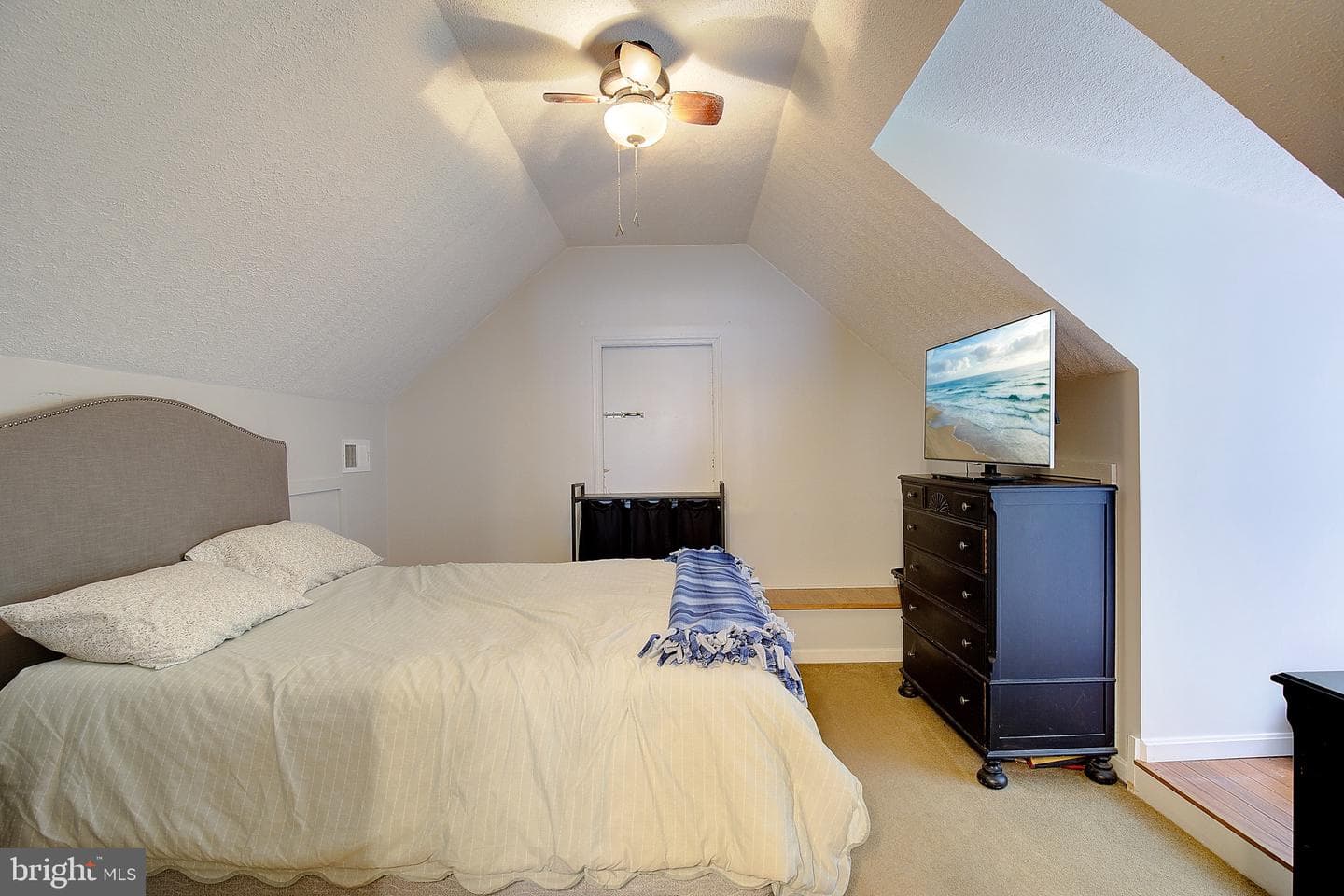 4305 Cassell Boulevard photo 26