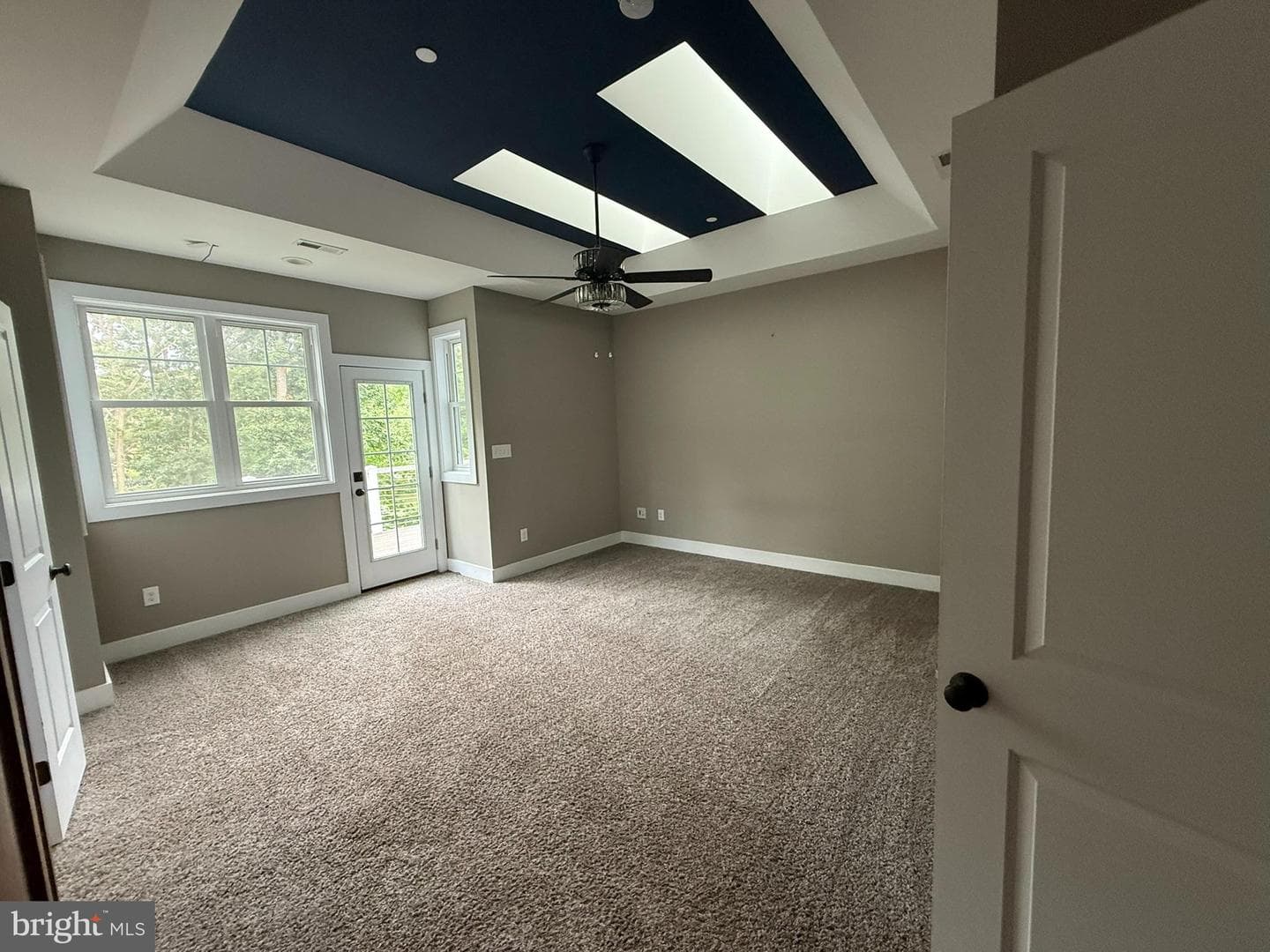 211 Sailboat Court photo 11