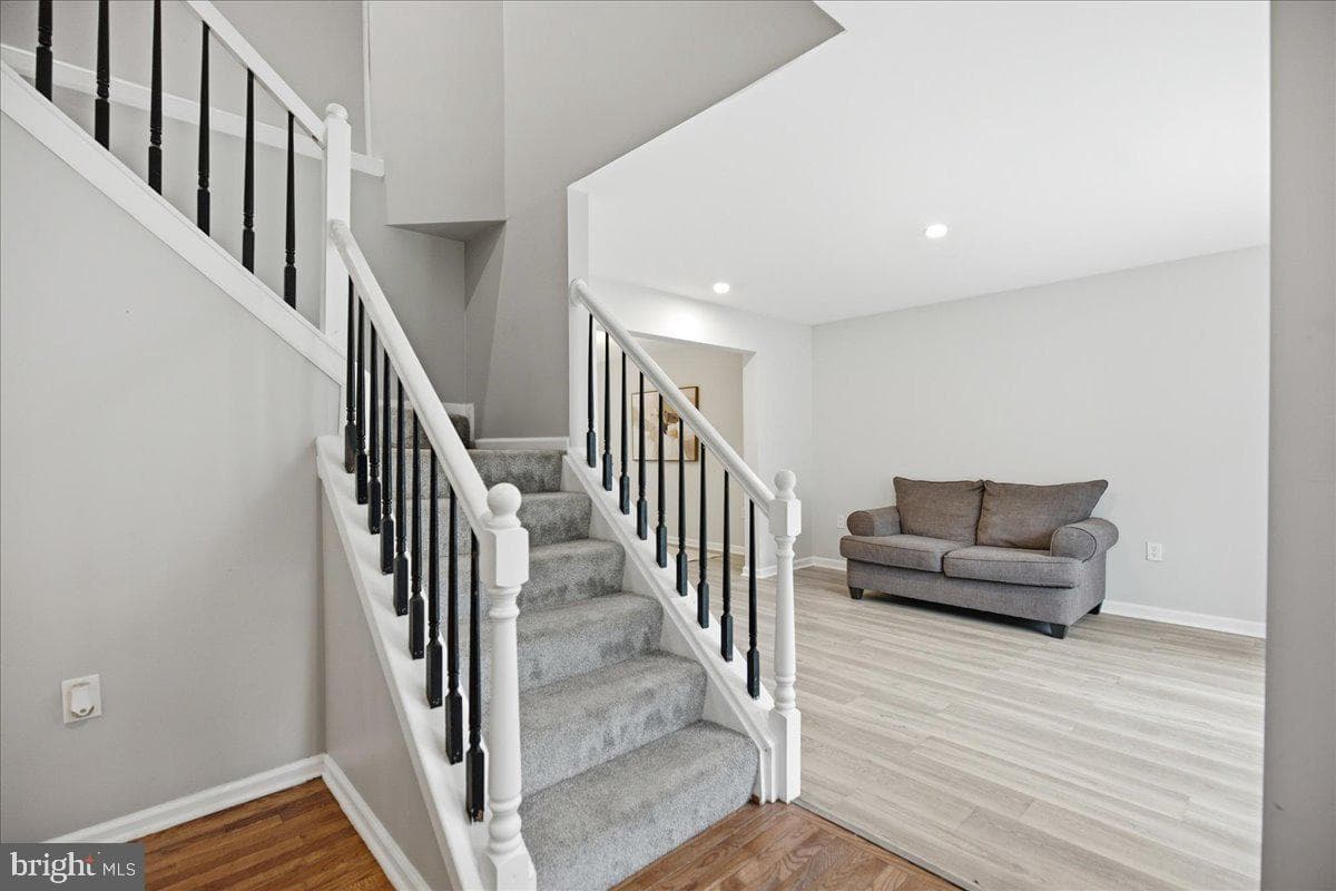 2630 Richfield Lane photo 4