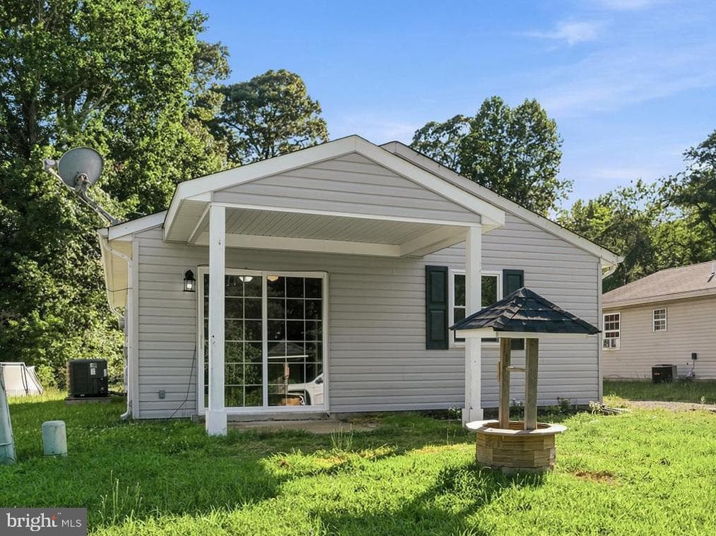 650 Field Road, Lusby