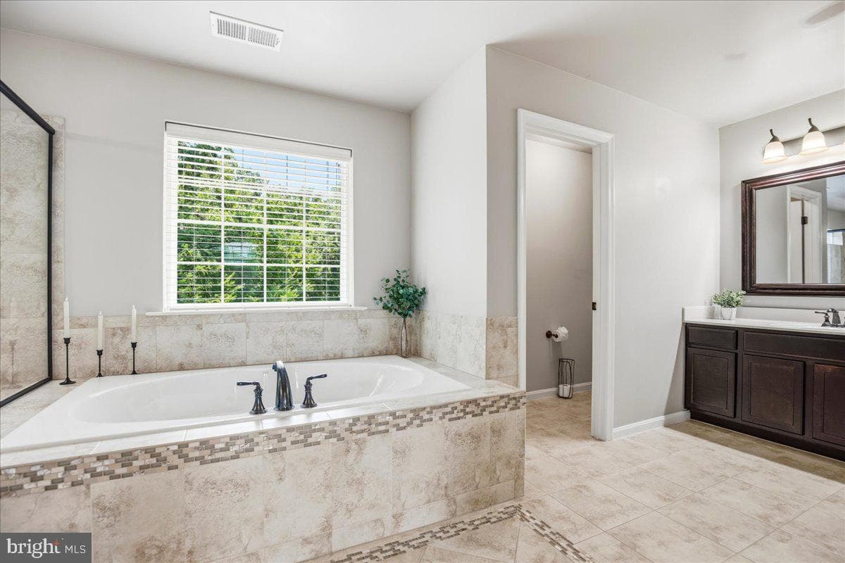 3640 Estelle Court photo 36
