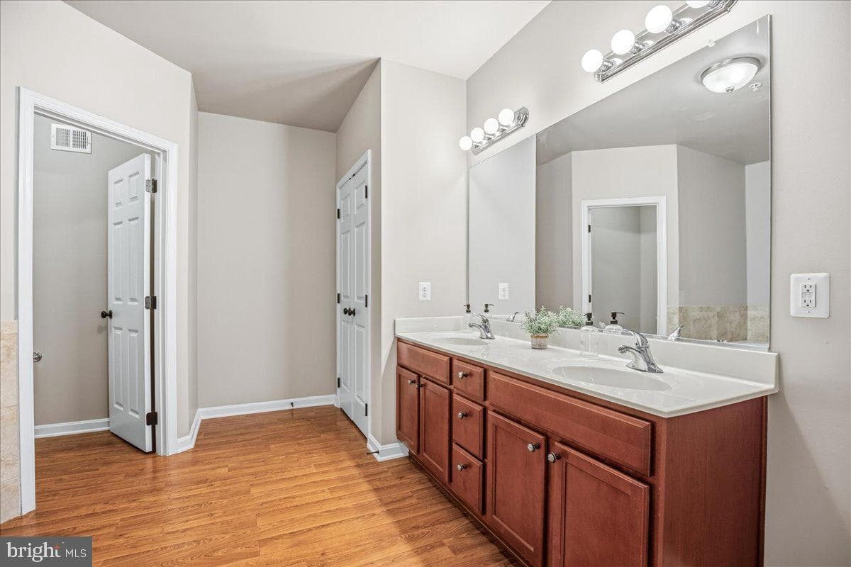 3640 Estelle Court photo 55
