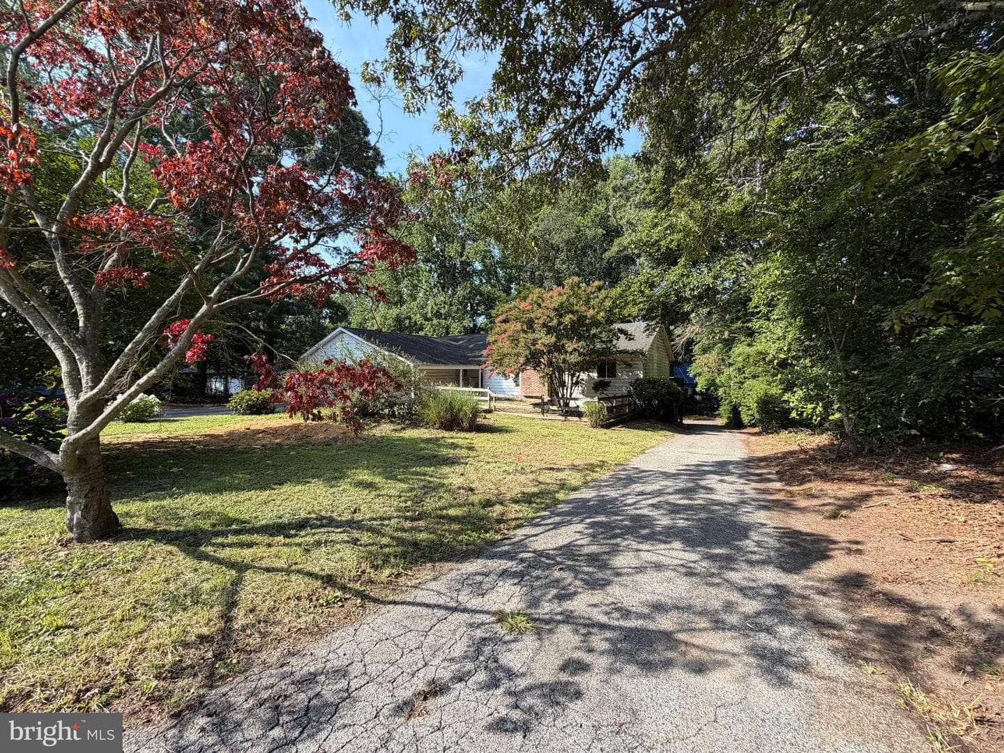 5705 Oak Crest Dr photo 2