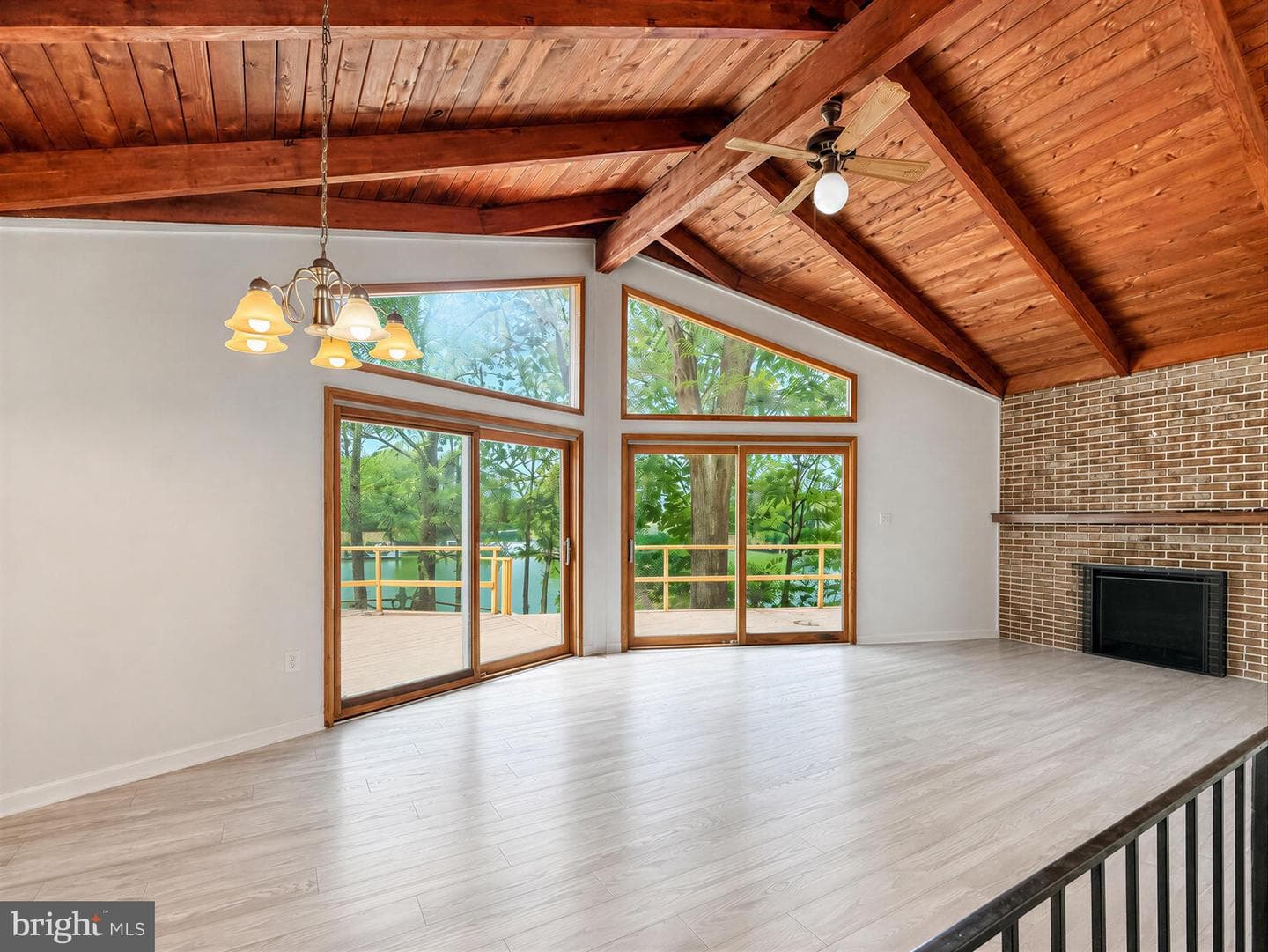 13535 Marine Avenue photo 10