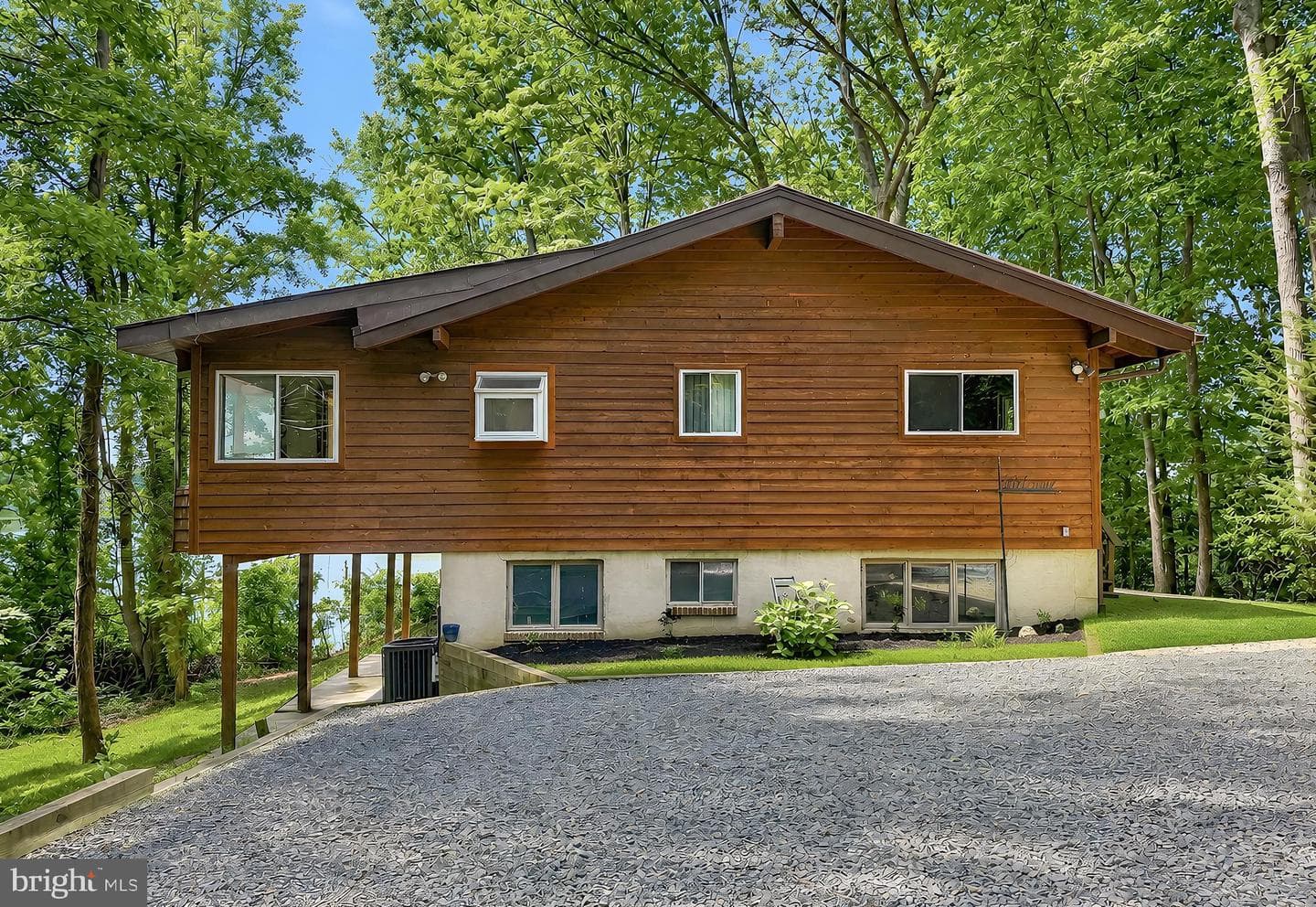 13535 Marine Avenue photo 4