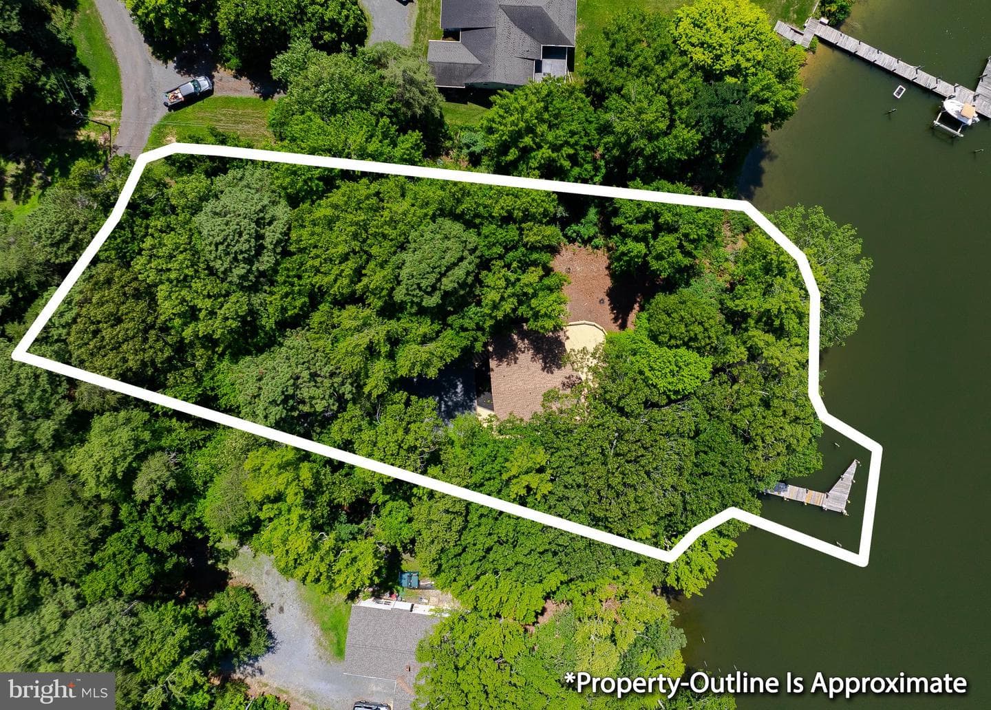 13535 Marine Avenue photo 59
