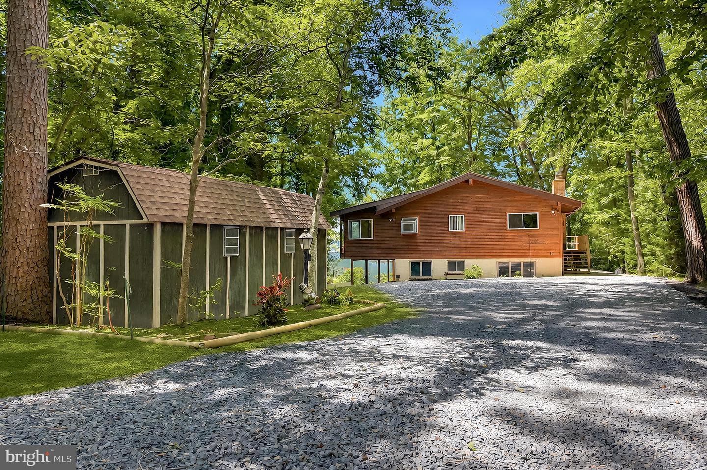 13535 Marine Avenue photo 6