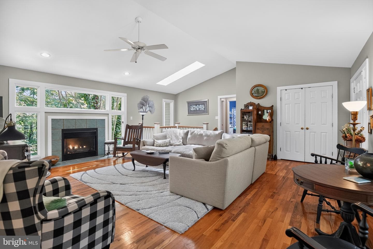 2220 Vern Road photo 5