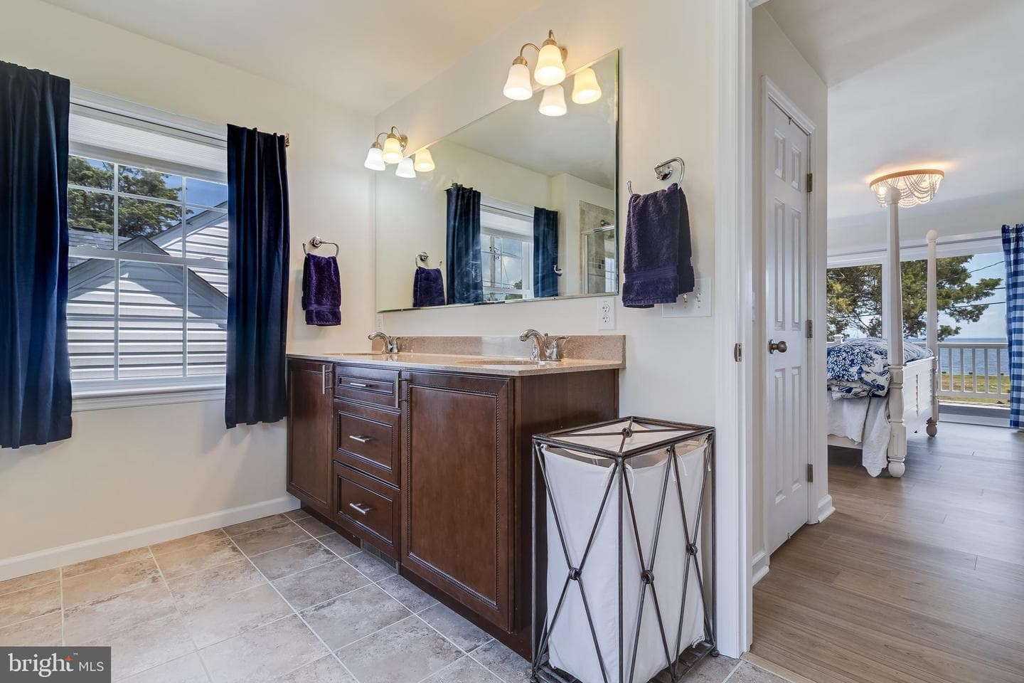 2818 Beach Drive photo 26