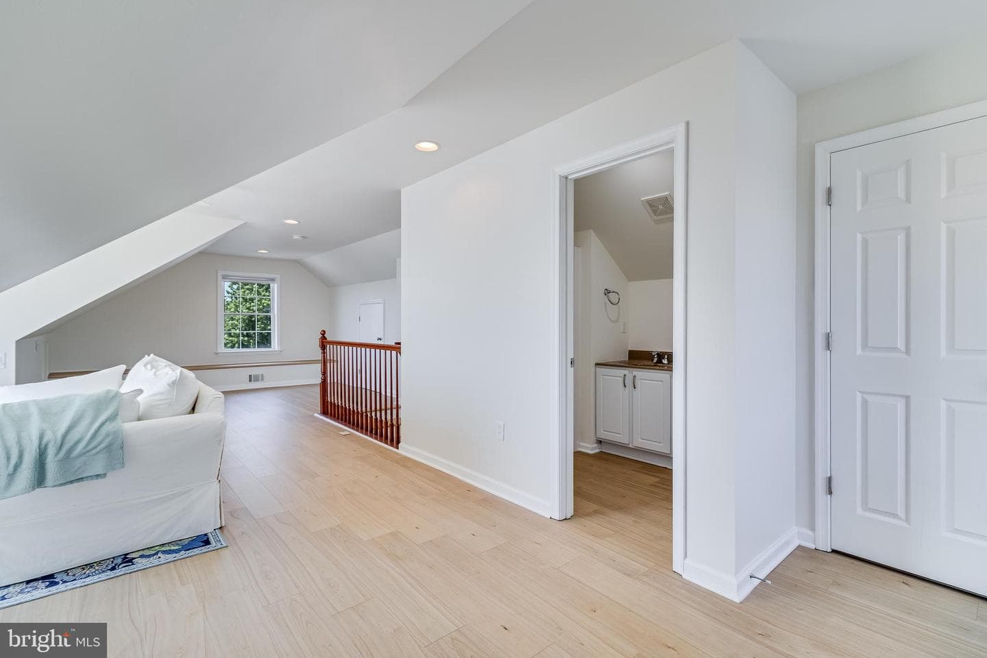 2818 Beach Drive photo 42