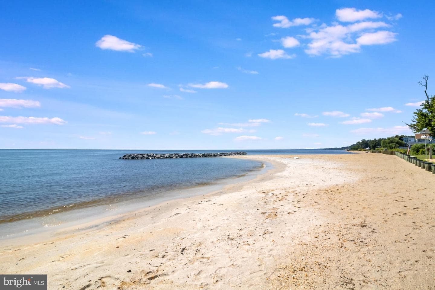 2818 Beach Drive photo 60