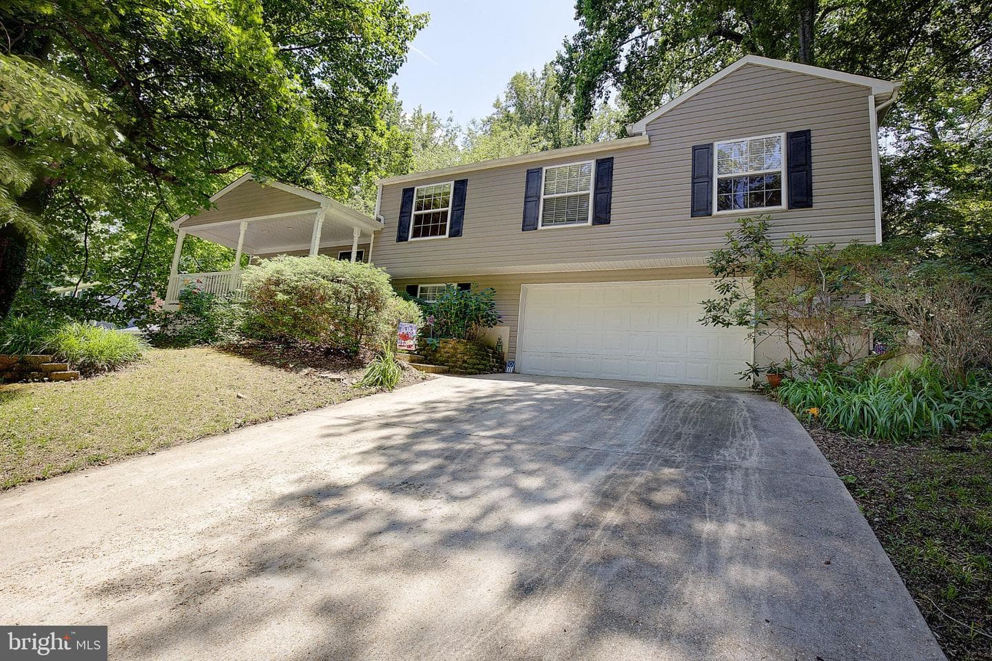 514 Meadow photo 30