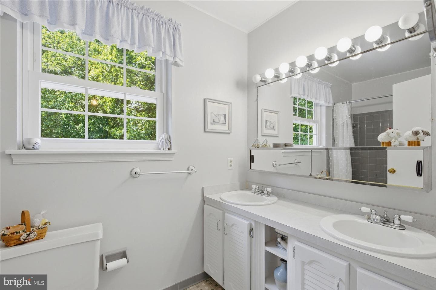 9810 Golden Russet Drive photo 28