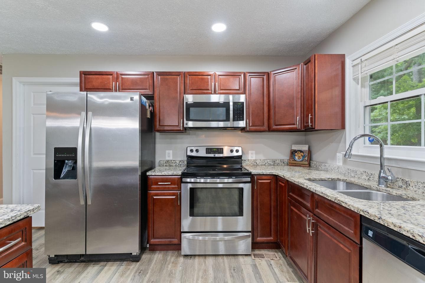 12418 Red Rock Court photo 9