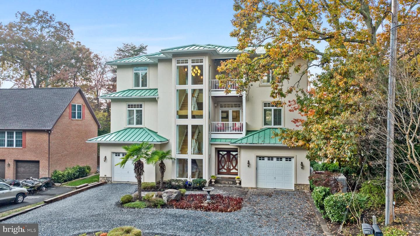 206 Harbor Drive photo 91