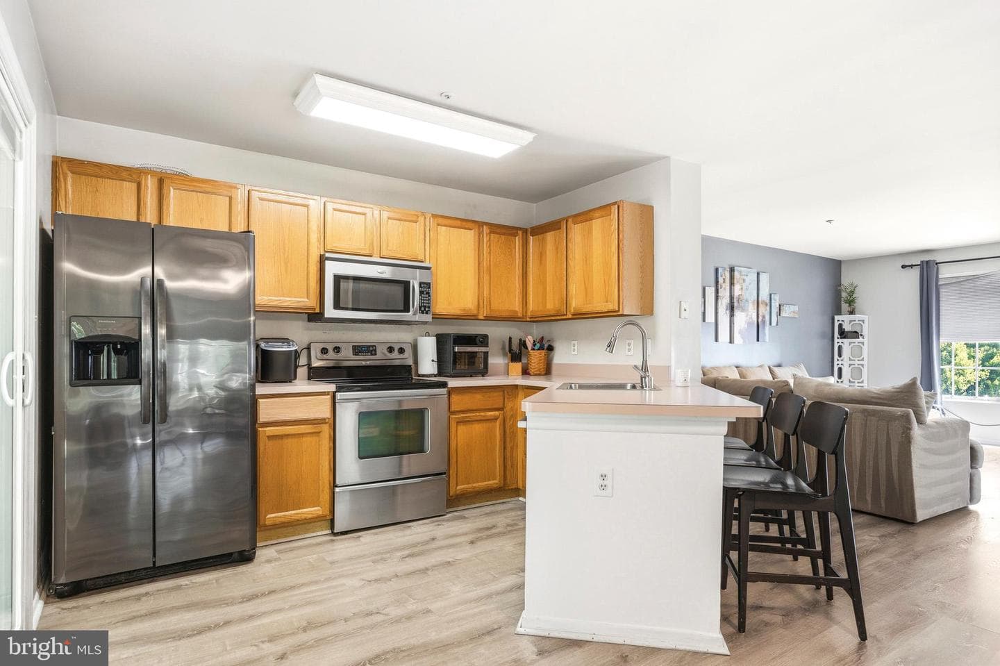 9432 Sea Breeze Court photo 15