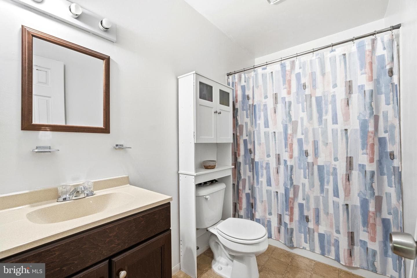 9432 Sea Breeze Court photo 28