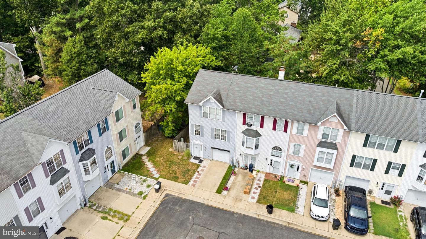 9432 Sea Breeze Court photo 40
