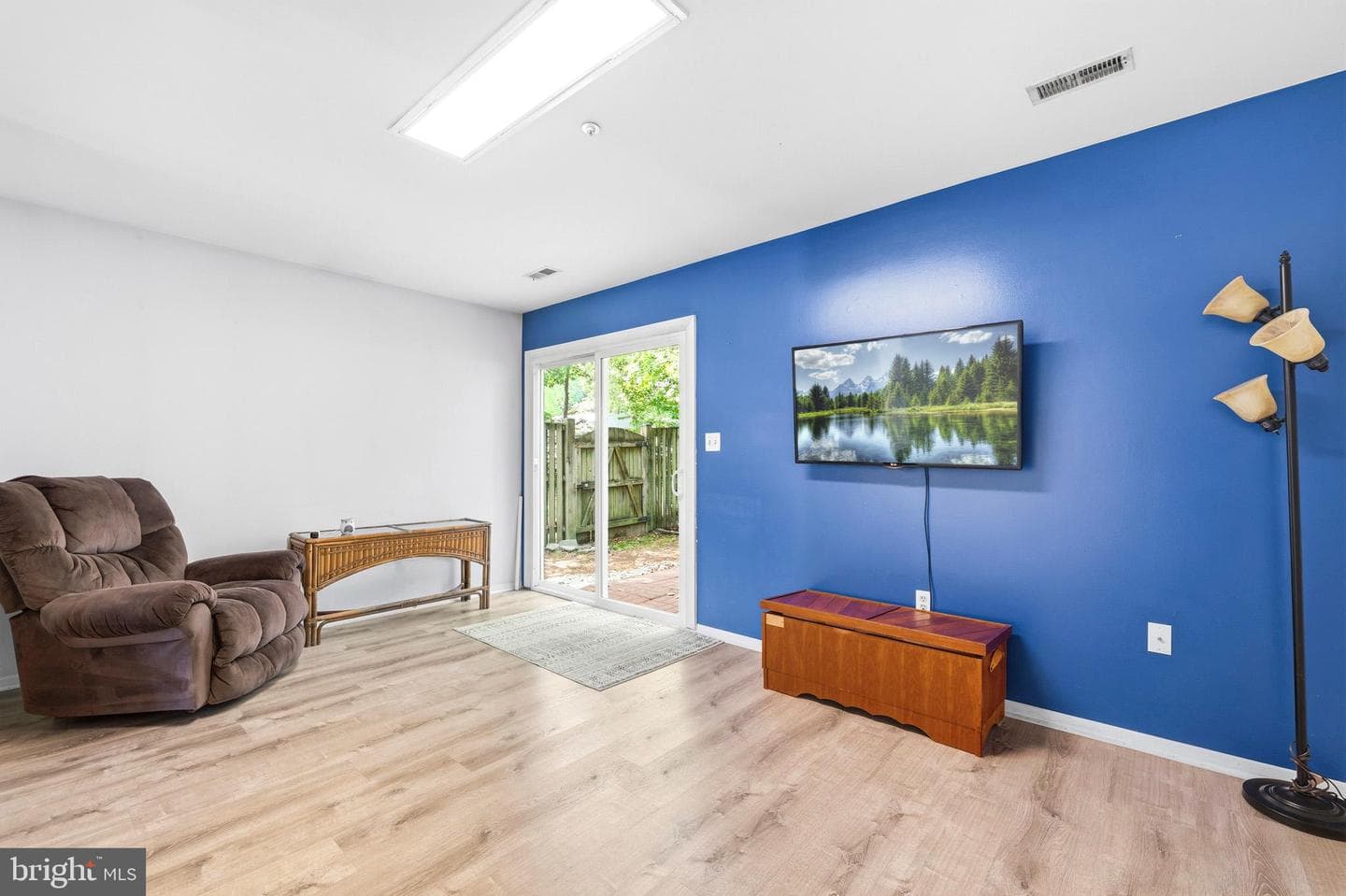9432 Sea Breeze Court photo 9