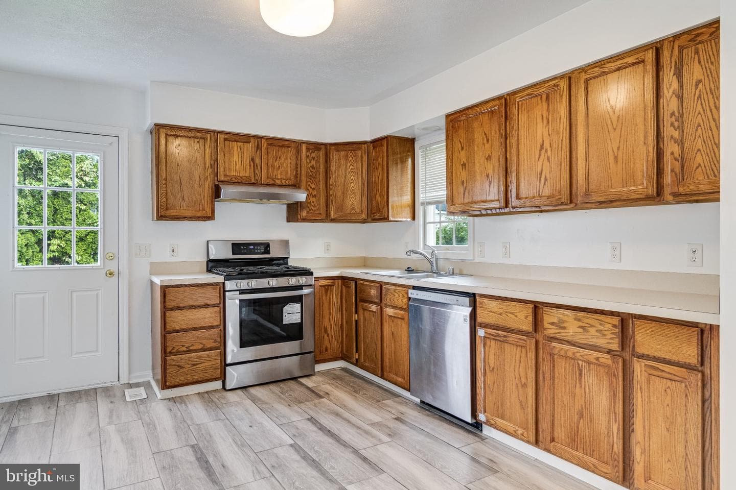 4525 Terri Lane photo 11