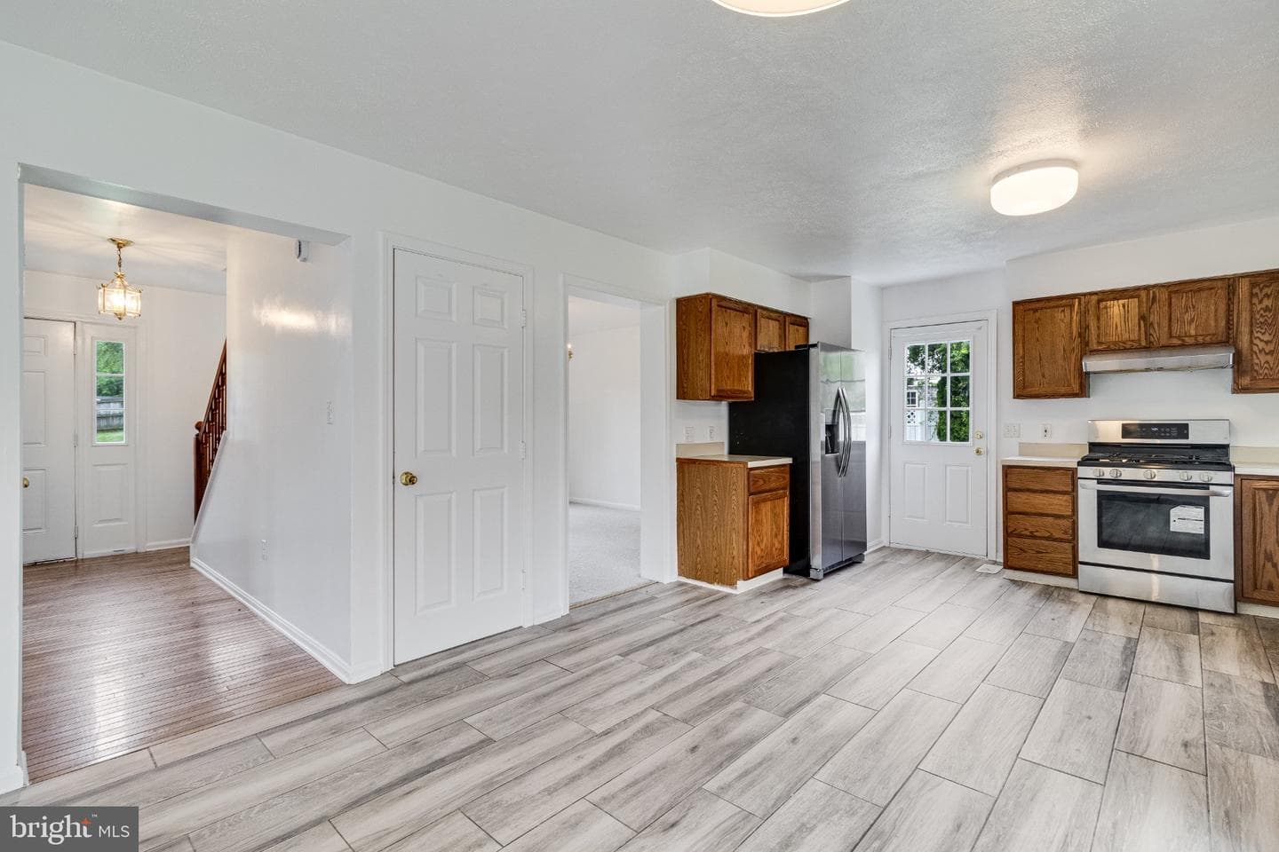 4525 Terri Lane photo 6