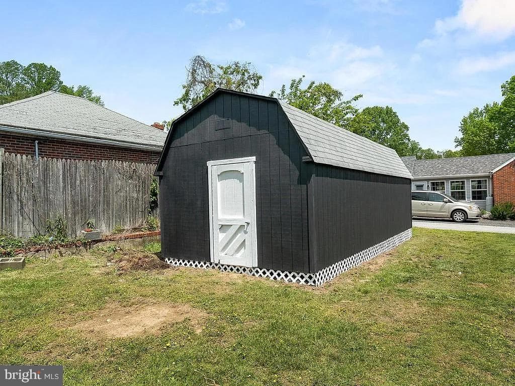 8400 F Street photo 10