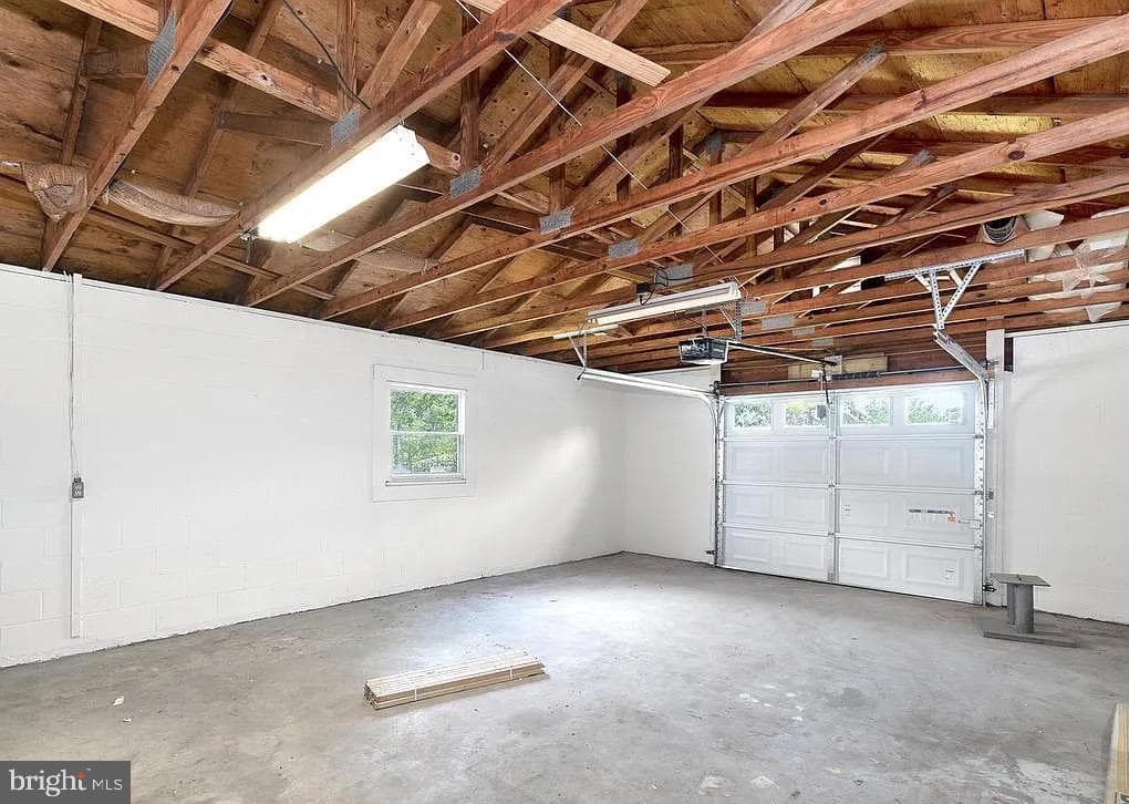 8400 F Street photo 9