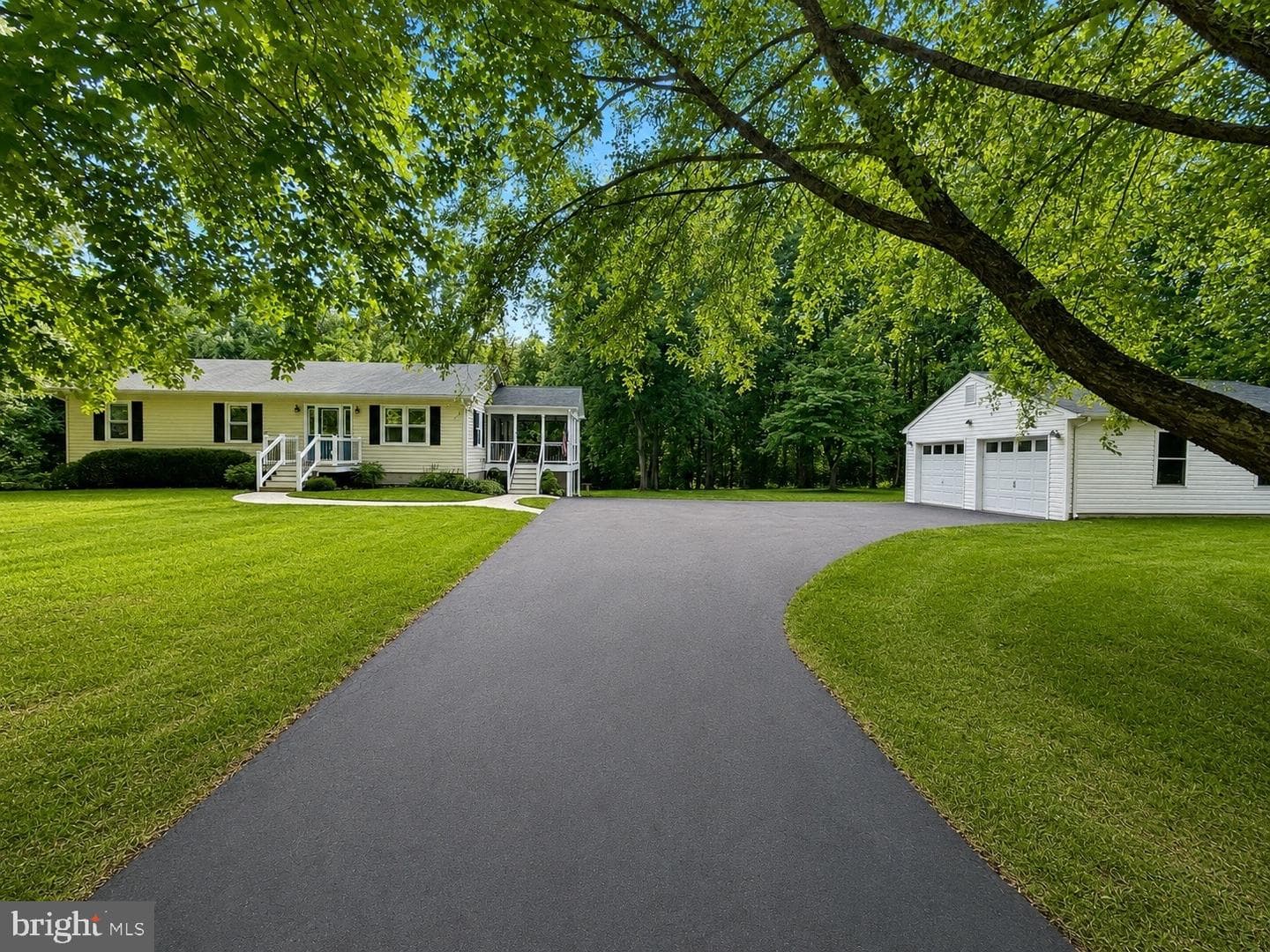 5401 Cove View Drive photo 1