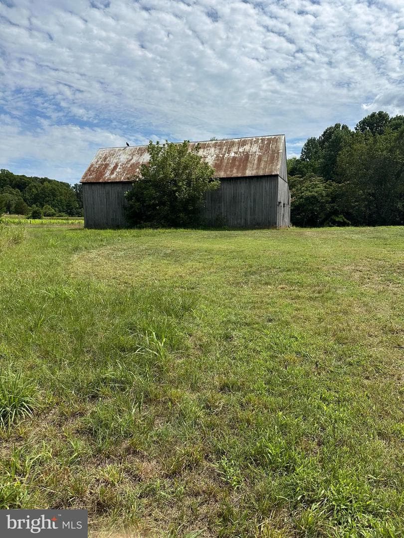 61 Honeysuckle Lane photo 4