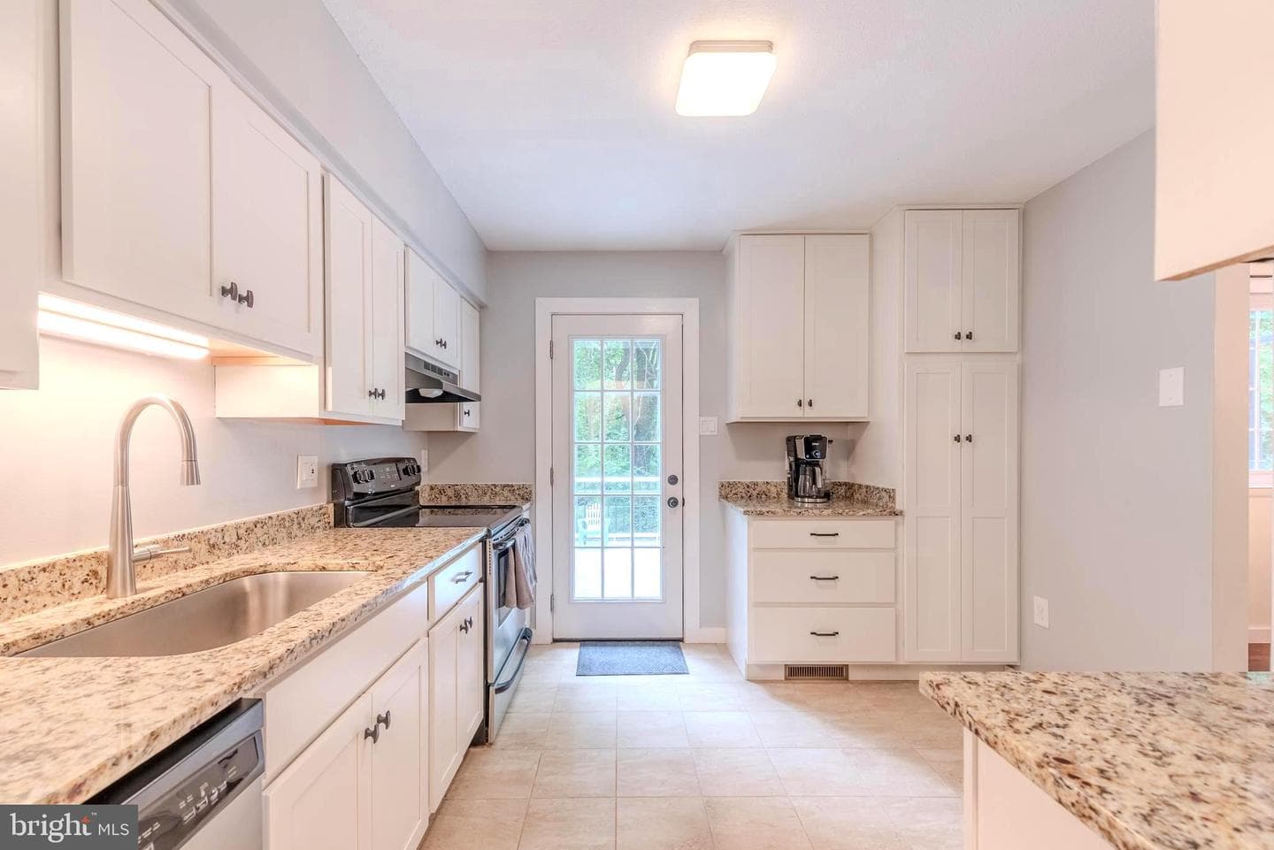 2901 5th Street photo 10