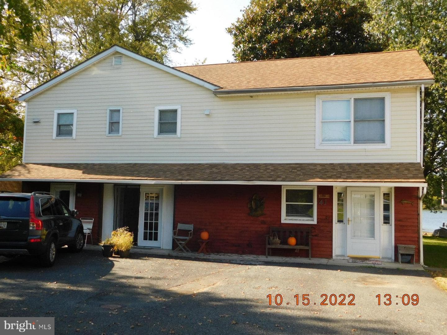 41 River Road, Perryville