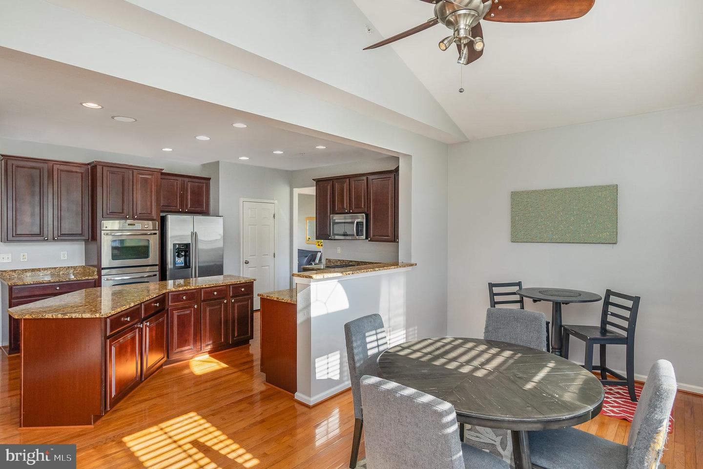 204 Magnolia Drive photo 11