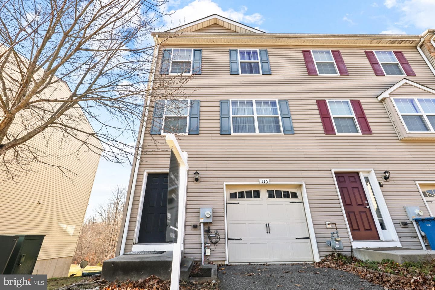 110 Ben Boulevard photo 2